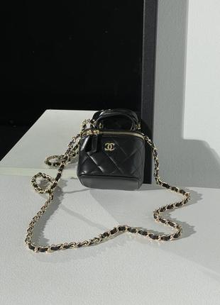 Женская сумка в стиле chanel classic black lambskin pearl crush mini vanity case premium.9 фото