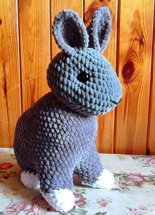 Плюшевый кролик