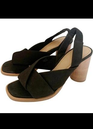 Кожаные босоножки cos