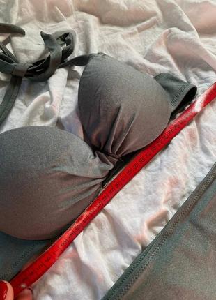 Распродажа! базовый женский купальник раздельный, верх на завязках, оливкового цвета3 фото