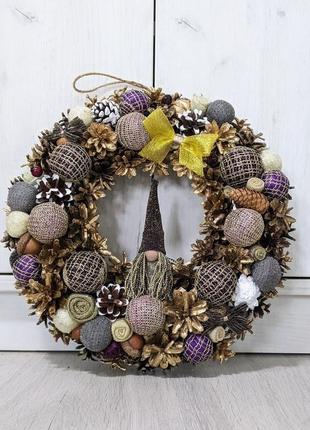 Новогодний венок на дверь, рождественский венок из шишек