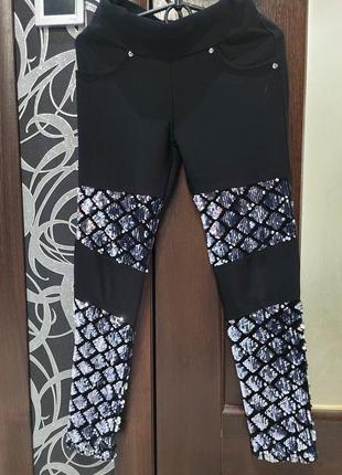 Стильные черные брюки, лосины с серебряными паетками 6-8 лет