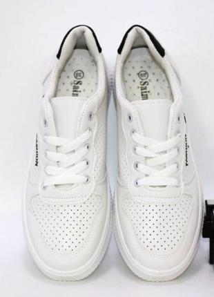 Супер знижка!!!кросівки жіночі білі з перфорацією8 фото