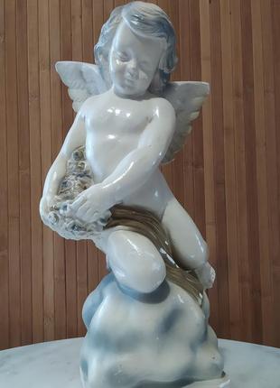 Винтажная статуэтка ангел