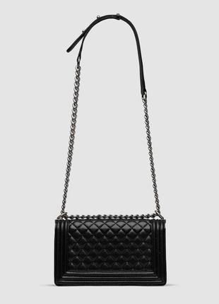 Жіноча сумка в стилі chanel medium boy black/silver caviar rhw premium.4 фото