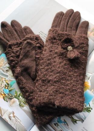 Жіночі кашемірові рукавички з в'язкою коричневі1 фото