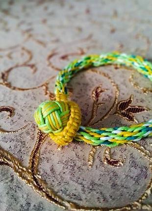 Браслет кумихимо