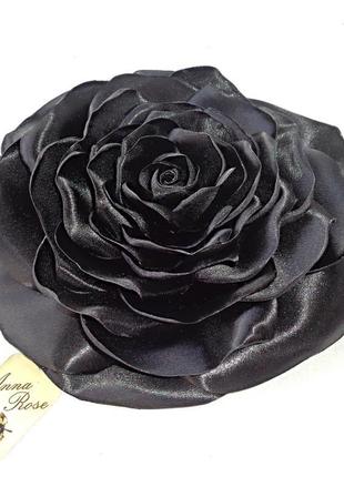 Брошь цветок "черная большая атласная роза"1 фото