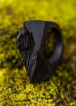 Дерев'яна яний перстень