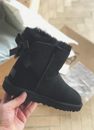 Жіночі уггі з бантом, ugg 1 black stripe