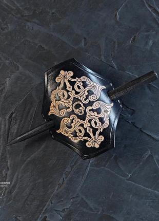 Заколка з натуральної шкіри з тисненням "gothic barrette"6 фото