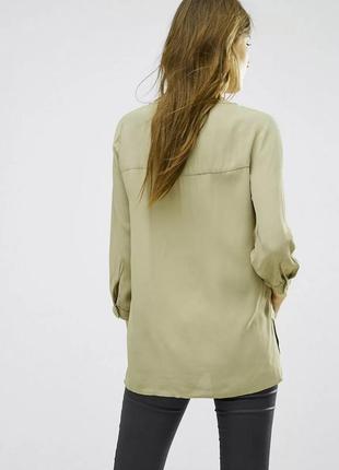 Натуральная блуза оверсайз оттенка хаки с удлиненной спинкой vila4 фото