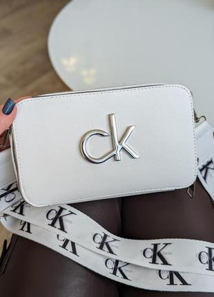 Сумка calvin klein кросс-боди через плечо классический3 фото