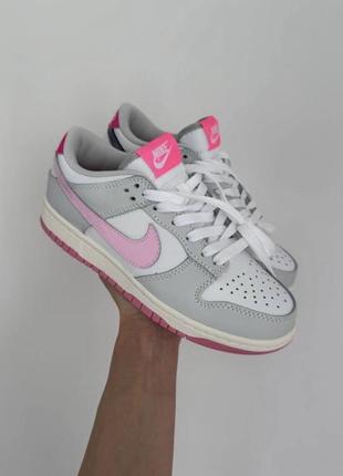 Кроссовки nike dunk low 520