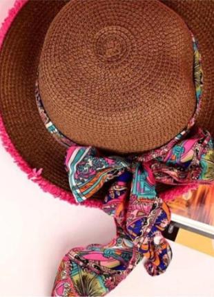 Шляпа женская соломенная