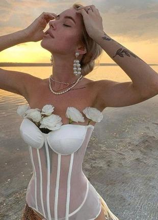 Корсет с чашками белый -утяжка утягивающий корректирующий корсаж на шнуровке