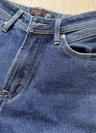 Джинси мом