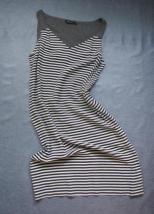Стильное платье тельняшка от швейцарского бренда turnover7 фото
