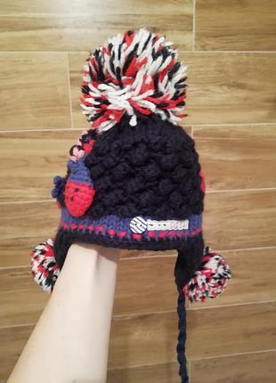 Гарна зимова шапка next