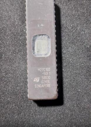 Микросхема памяти m27c160-50f1