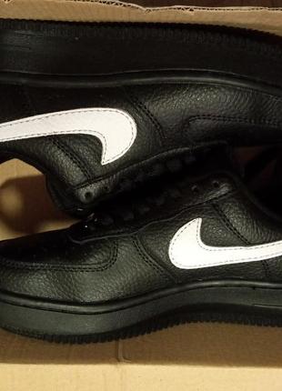Кросівки шкіряні в стилі nike air force black/white чорні з білим6 фото