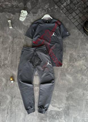 Мужской летний спортивный костюм комплект футболка и штаны jordan