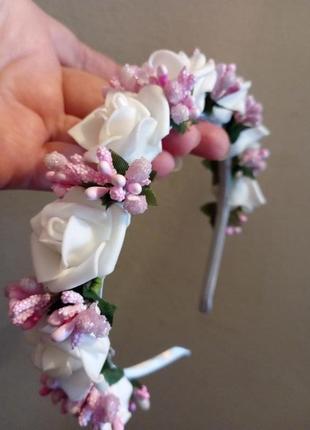 Нежный ободок с белыми розами3 фото