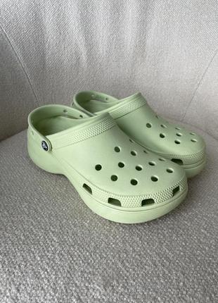 Crocs мятные, зеленые, матча