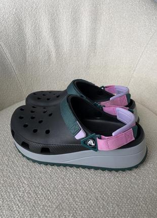 Crocs