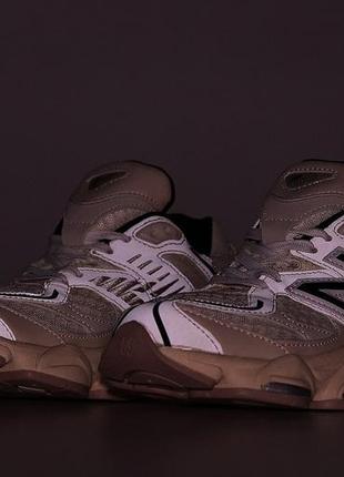 Жіночі кросівки new balance 9060 beige black нью беланс бежевого з чорним кольорів6 фото