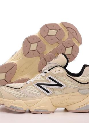 Жіночі кросівки new balance 9060 beige black нью беланс бежевого з чорним кольорів5 фото