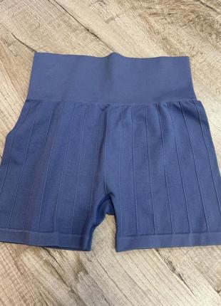 Шорти для фітнесу