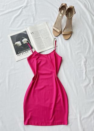 Розовое платье по фигуре с камнями на бретелях shein5 фото