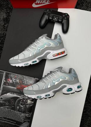 Чоловічі кросівки nike air max plus silver sky3 фото