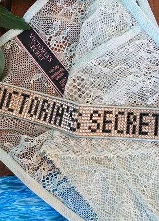 Кружевные бразилианы со стразами shine strap lace brazilian panty victoria's secret4 фото