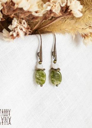 Сережки з натуральним змійовиком "замшілі камені"