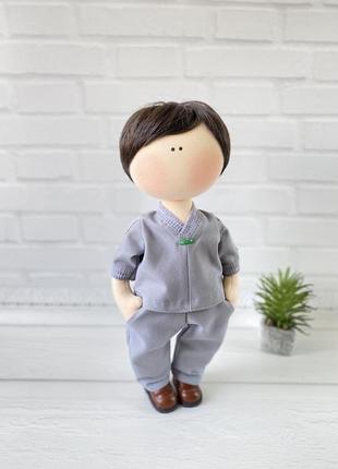 Кукла мальчик-доктор, портретная кукла3 фото