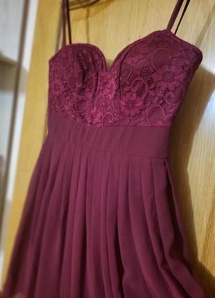 Шикарна сукня на чашках на бретелях коктейльне плаття пліссе мереживо платье5 фото