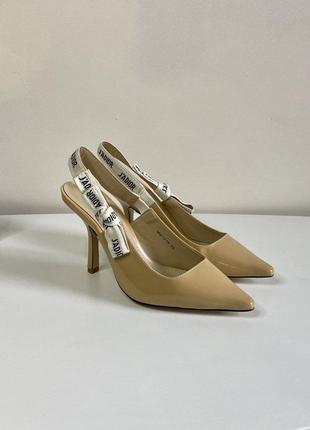 Крутые босоножки-слингбеги на кольца нюдового цвета диктор
j'adior slingback pump♥️♥️♥️1 фото