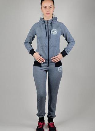 Спортивний костюм running adidas.
