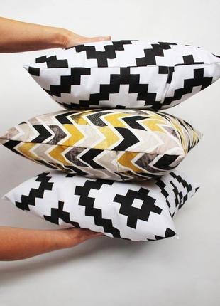Декоративная подушка - геометрия киев, черно-белая подушка, подушка в полоску черная4 фото