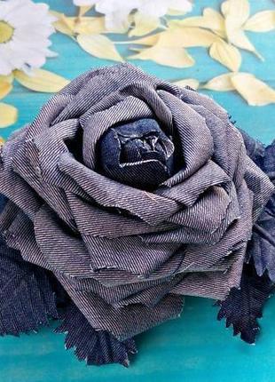 Оригінальна брошка "троянда джинсової тканини"1 фото