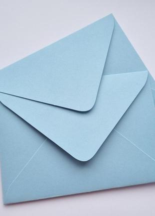 Конверт з дизайнерського картону блакитного кольору 11*16 см 290 гр/м2 фото