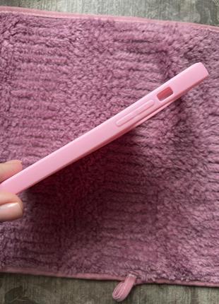 Нежно розовый силиконовый чехол для телефона2 фото