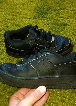 Кроссовки nike air force 1 кожаные детские на мальчика jordan dunk обувь4 фото