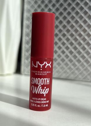 Блиск nyx smoth whip matte lip cream cherry cream