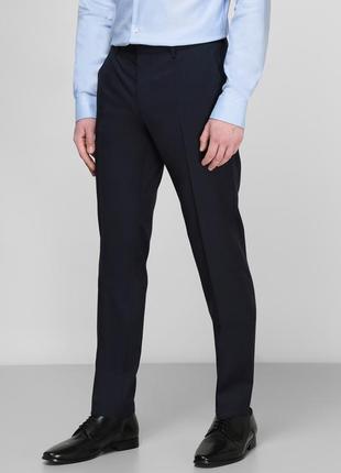 Качественные классические брюки брюки hugo boss black wool regular fit formal trousers1 фото