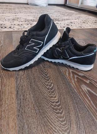 Кросівки new balance