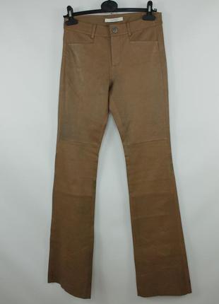 Кожаные брюки клеш gestuz desmond brown lamb leather flare pants1 фото