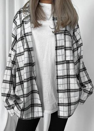 Трендова жіноча сорочка вільного крою2 фото
